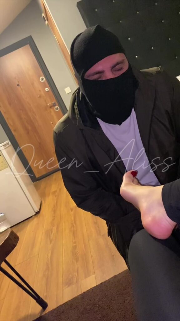 Dayanıksız it seni!