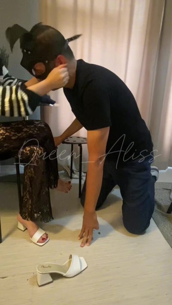 Kulağını büküveririm